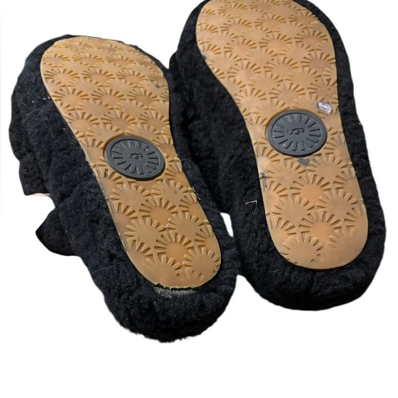 UGG Fluff Yeah Black Slipper Slide Sz 8 - Picture 7 of 8